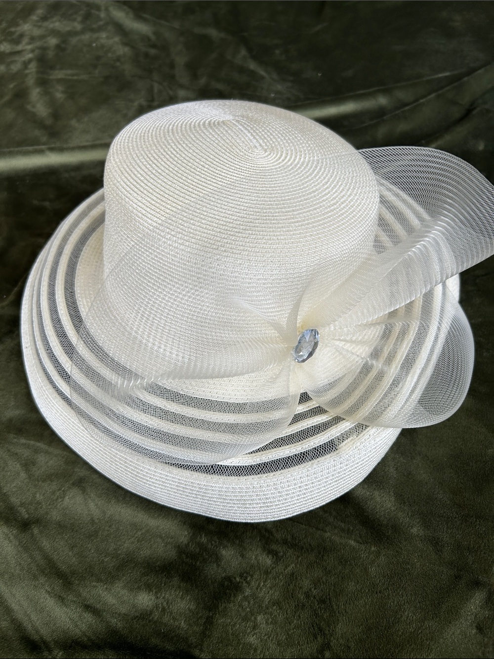 Swan New York Women's White Decorative Bow Dress Hat with Jewel Accent